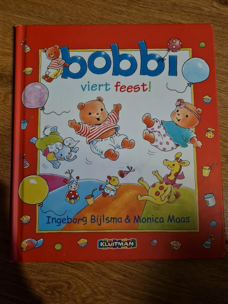 Monica Maas - Bobbi viert feest (groot formaat), Boeken, Kinderboeken | Baby's en Peuters, Zo goed als nieuw, Ophalen of Verzenden