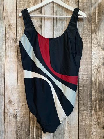 Mooi zwart badpak van Beachwave (Maat 50) beschikbaar voor biedingen