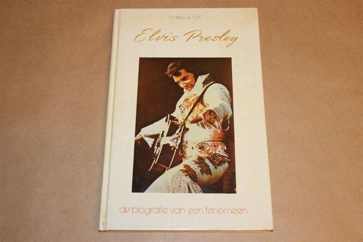 Elvis Presley : de biografie van een fenomeen / Lodewijk Rij, Boeken, Biografieën, Gelezen, Ophalen of Verzenden
