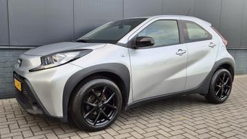 Toyota Aygo X 1.0 VVT-i MT Play | airco | acc | camera | 17  beschikbaar voor biedingen