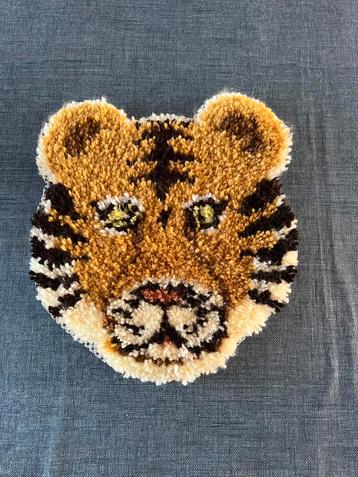 Leuke muurdecoratie beschikbaar voor biedingen