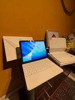 Ipad air M1 5th generation met twee magic keyboards, Computers en Software, Apple iPads, Ophalen of Verzenden, 11 inch, Apple iPad Air