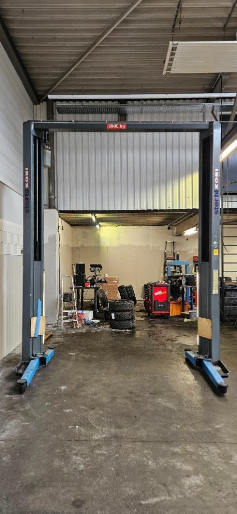 2 koloms hefbrug autobrug Koni KS 2028-A 2800Kg 1994 Dordt 3, Auto diversen, Overige Auto diversen, Ophalen