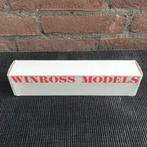 1:64 WINROSS TNT PILOT, Hobby en Vrije tijd, Modelauto's | Overige schalen, Ophalen of Verzenden, Gebruikt, Bus of Vrachtwagen
