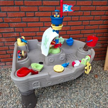 Little tikes piratenboot watertafel beschikbaar voor biedingen