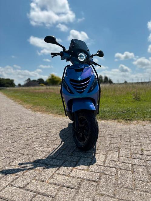 Piaggio zip 4t, Fietsen en Brommers, Scooters | Piaggio, Gebruikt, Zip, Maximaal 45 km/u, Benzine, Ophalen