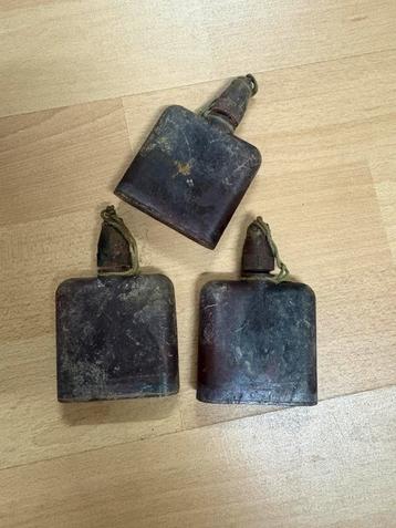 Duits ww2 ontsmetting flesjes beschikbaar voor biedingen