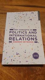 Key Concepts in Politics and International Relations, Ophalen of Verzenden, Andrew Heywood (Author), Management, Zo goed als nieuw