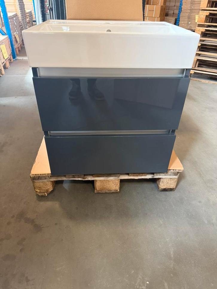 Showroom badmeubel 60cm hoogglans antraciet met wastafel, Huis en Inrichting, Badkamer | Complete badkamers, Nieuw, Ophalen