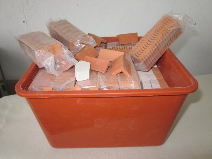 Bouwstenen, Hobby en Vrije tijd, Modelbouw | Overige, Zo goed als nieuw, 1:144 of kleiner, Ophalen