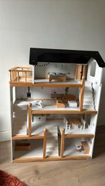 Petit Amelie poppenhuis met accessoires, Ophalen, Zo goed als nieuw