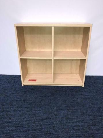 GRATIS: 70 Vepa vakkenkastjes, ahorn, H 74 x B 80 x D 30 cm. beschikbaar voor biedingen