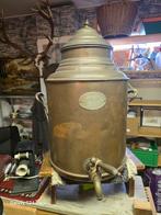 Koffiekan zeer groot en zwaar met originele pot er in ., Ophalen