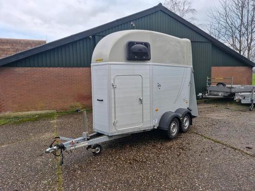 Humbaur 1,5 paardstrailer met zadelkamer,  aluminium!, Dieren en Toebehoren, Paarden en Pony's | Trailers en Aanhangwagens, Zo goed als nieuw