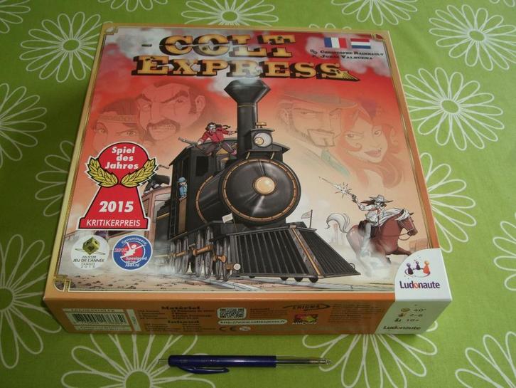 Colt Express - kruip in de huis van een bandiet, Hobby en Vrije tijd, Gezelschapsspellen | Bordspellen, Zo goed als nieuw, Een of twee spelers
