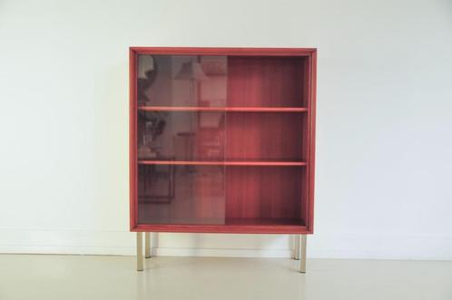 vitrine kast Formule chromen poten, Huis en Inrichting, Kasten | Vitrinekasten, Gebruikt, 100 tot 150 cm, 50 tot 100 cm, 25 tot 50 cm