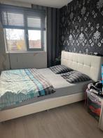 Bed 160x200 met matras - wit gecapitonneerd hoofdbord, Ophalen, Gebruikt, Wit, Tweepersoons