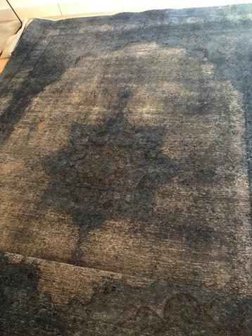 Luxe handgeknoopt carpet beschikbaar voor biedingen