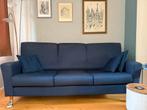 bank, driezitter, hoge rugleuning en wieltjes., Ophalen, Gebruikt, Driepersoons, 75 tot 100 cm