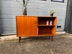 Wandkast teak deur plank jaren 60 vintage retro Deens €245, Huis en Inrichting, Kasten | Dressoirs, 100 tot 150 cm, Teakhout, Ophalen of Verzenden