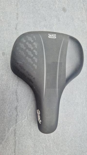 Zadel (Selle Royal) nooit gebruikt beschikbaar voor biedingen