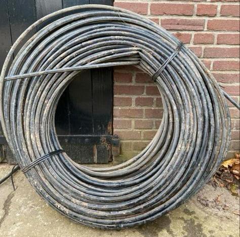 Druppelslang 16mm  minimaal 100 meter perr rol, Tuin en Terras, Druppelsystemen, Gebruikt, Ophalen