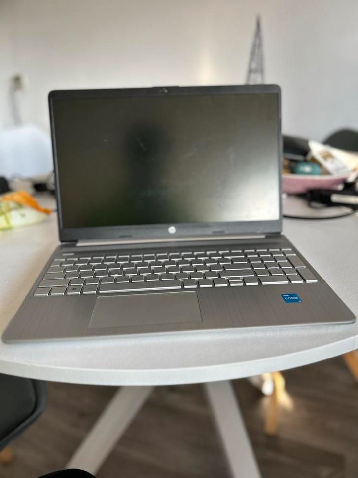 HP Laptop - Zo Goed Als Nieuw!, Computers en Software, Windows Laptops, Zo goed als nieuw, 15 inch, SSD, 2 tot 3 Ghz, 4 GB, Qwerty