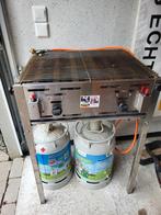 Statafels, lage stafels, stapelstoelen, gas bbq verhuur, Ophalen, Zo goed als nieuw