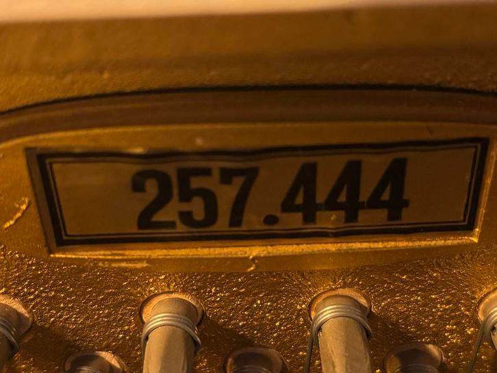 Schimmel Hoogglans Piano + Kruk - Goed Onderhouden, Muziek en Instrumenten, Piano's, Gebruikt, Piano, Wit, Hoogglans, Ophalen of Verzenden