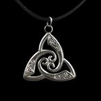 Triskelion ketting, Sieraden, Tassen en Uiterlijk, Kettingen, Overige materialen, Starchildmagicalgifts@hotmail.com, Nieuw, Ophalen of Verzenden