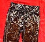 Zwarte Lak Broek - Maat L. Gloednieuw!, Zwart, Maat 42/44 (L), Nieuw, Ophalen of Verzenden