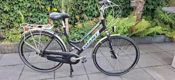Giant damesfiets 28"inch beschikbaar voor biedingen