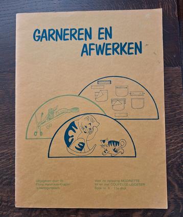 Garneren en Afwerken - Handwerkboek beschikbaar voor biedingen