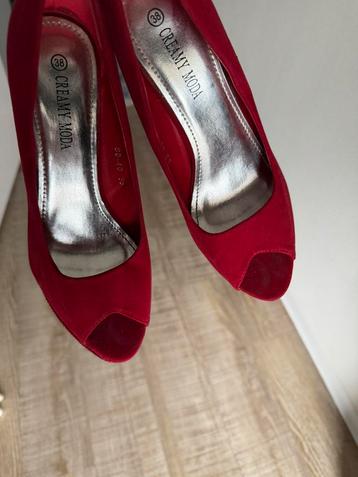 Hoge hakken pumps maat 38(high heels,stiletto's,naaldhakken) beschikbaar voor biedingen