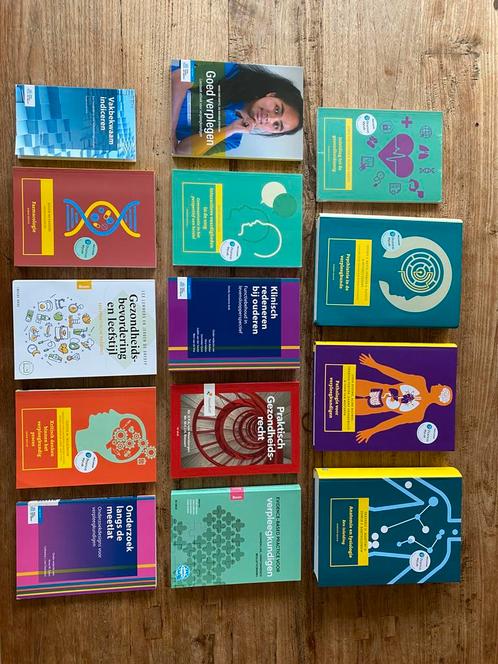 HBO Verpleegkunde boeken jaar 1  (Prijs; zie omschrijving), Boeken, Studieboeken en Cursussen, Nieuw, HBO, Beta, Ophalen of Verzenden