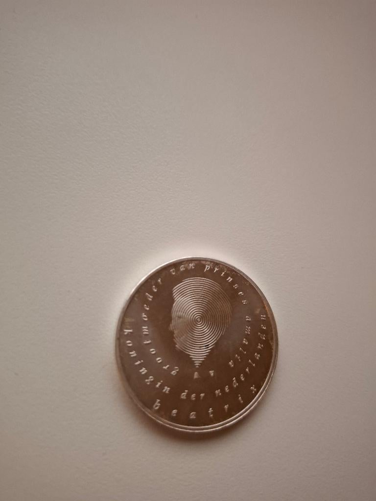 Zilveren 10 Euro munt 2004, geboorte Amalia, Postzegels en Munten, Munten | Nederland, Koningin Beatrix, Zilver, Euro's, Ophalen of Verzenden