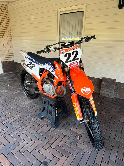 KTM 450 SX-F 2022 42 uur HGS uitlaat YSS afgeveerd, Fietsen en Brommers, Brommers | Crossbrommers, Zo goed als nieuw, Overige merken