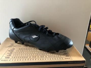 voetbalschoenen RUCANOR beschikbaar voor biedingen