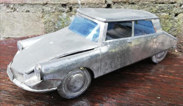 Citroën. Modelauto. Blik. 19 cm., Antiek en Kunst, Curiosa en Brocante, Ophalen
