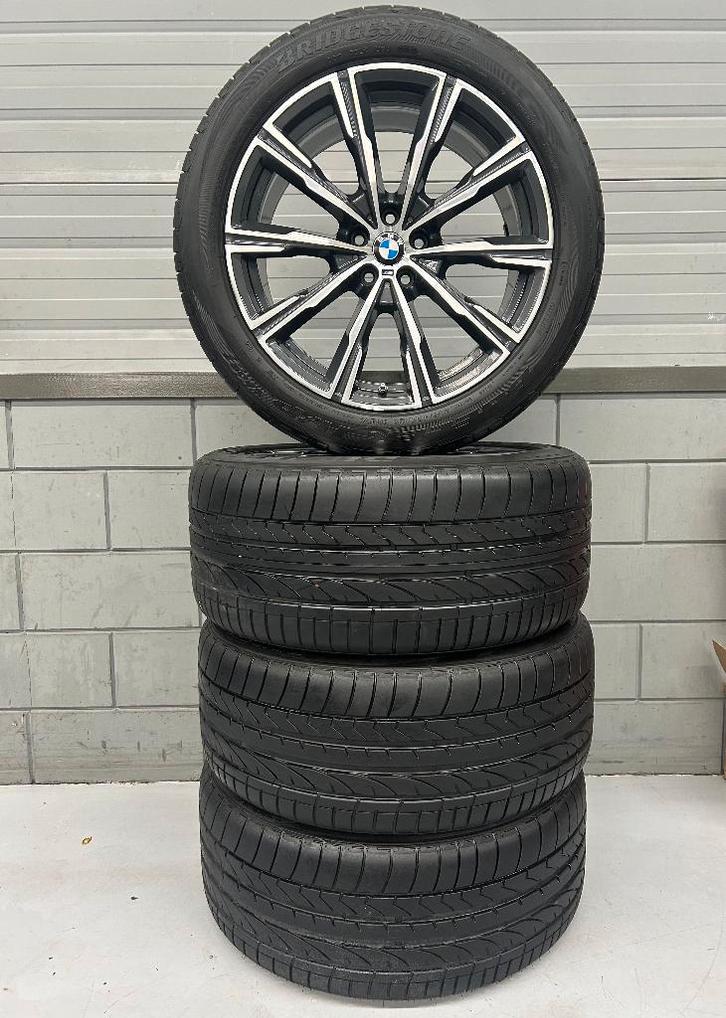 BMW X5 M Sport Zomerset 275 / 45 / 20 & 305 / 40 / 20, Auto-onderdelen, Banden en Velgen, Band(en), Zomerbanden, 20 inch, 275 mm