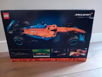 Mclaren F1 team 2022 LEGO 42141 Technic beschikbaar voor biedingen