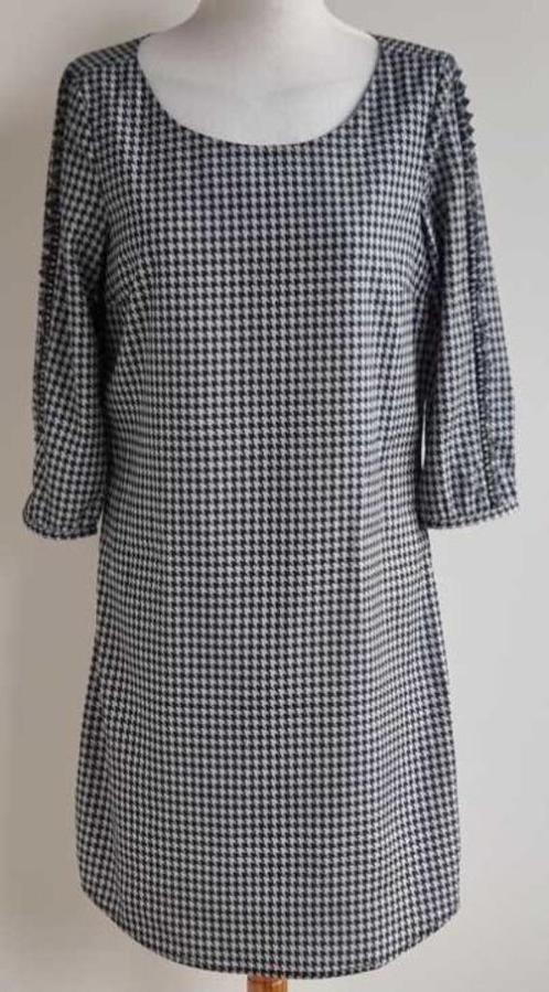 Maison Scotch grijs/zwarte geruite jurk mt. 38/M (2), Kleding | Dames, Jurken, Zo goed als nieuw, Maat 38/40 (M), Zwart, Ophalen of Verzenden