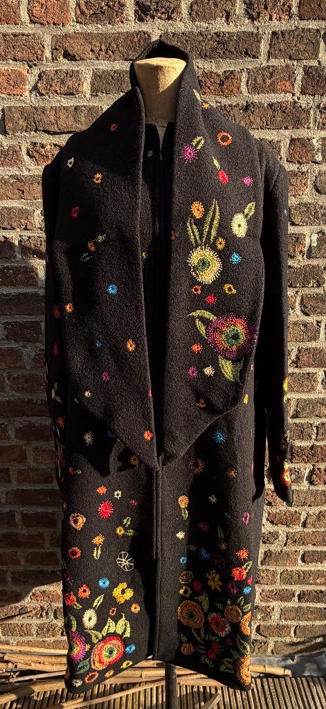 Zwarte winterjas Ivko maat 44, Kleding | Dames, Ivko, Zwart, Maat 42/44 (L), Nieuw