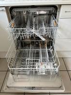 Inbouw vaatwasser van Miele, Ophalen