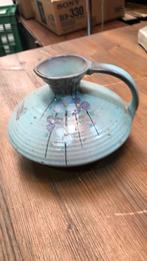 Aandoenlijk Plateel vaasje. Keramiek., Antiek en Kunst, Antiek | Keramiek en Aardewerk, Ophalen of Verzenden