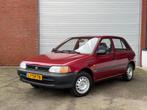 Toyota Starlet 1.3 XLi | NAP | NEW APK | STUURBEKRACHTIGING, Stof, Zwart, 4 cilinders, Starlet