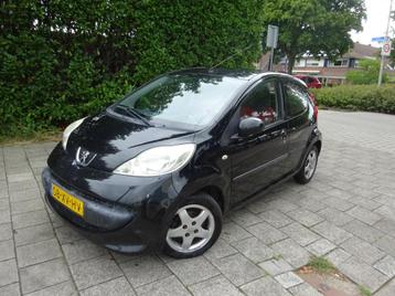 Peugeot 107 1.0-12V XS Urban Move MET JAAR apk con 061742622 beschikbaar voor biedingen