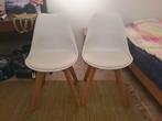 Twee witte eetstoelen, Huis en Inrichting, Stoelen, Ophalen, Gebruikt, Wit, Twee