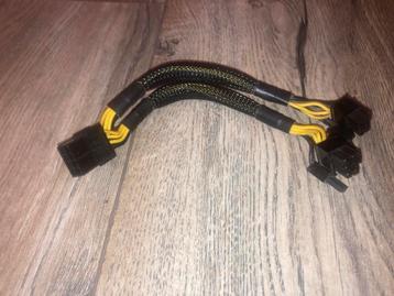 PCIE Kabel 8p naar 2x 6+2p met kous beschikbaar voor biedingen