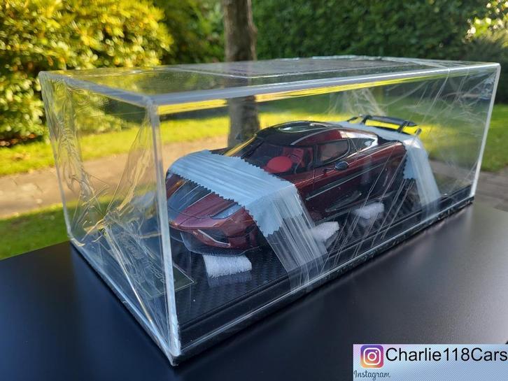 FrontiArt 1/18 Koenigsegg Regera – Red Carbon (Full Carbon!), Hobby en Vrije tijd, Modelauto's | 1:18, Nieuw, Bburago, Ophalen of Verzenden